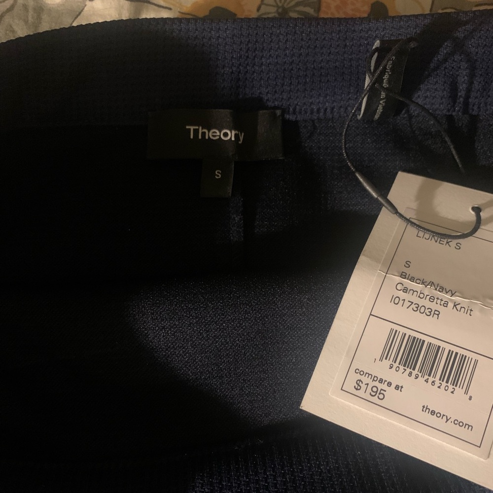 NWT Theory Navy pencil skirt size small